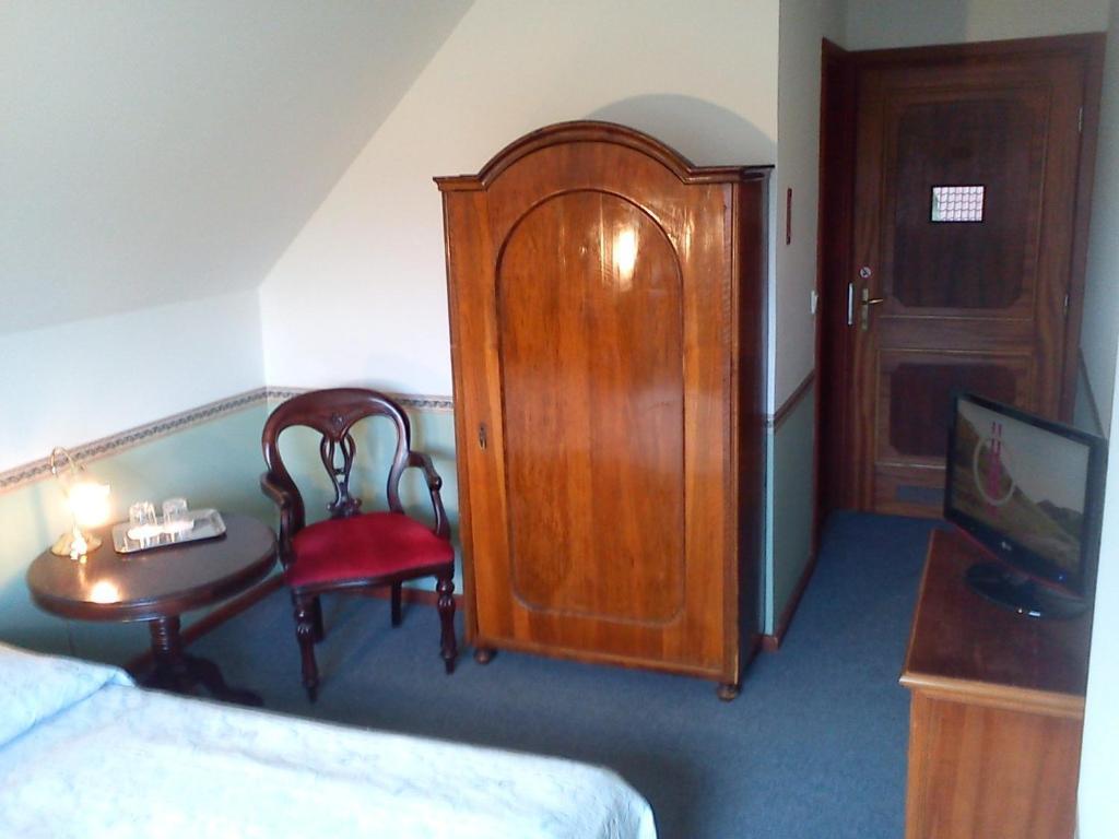 Nr 100 Szentendre Hotel Panzio Szolgaltatasok Zimmer foto